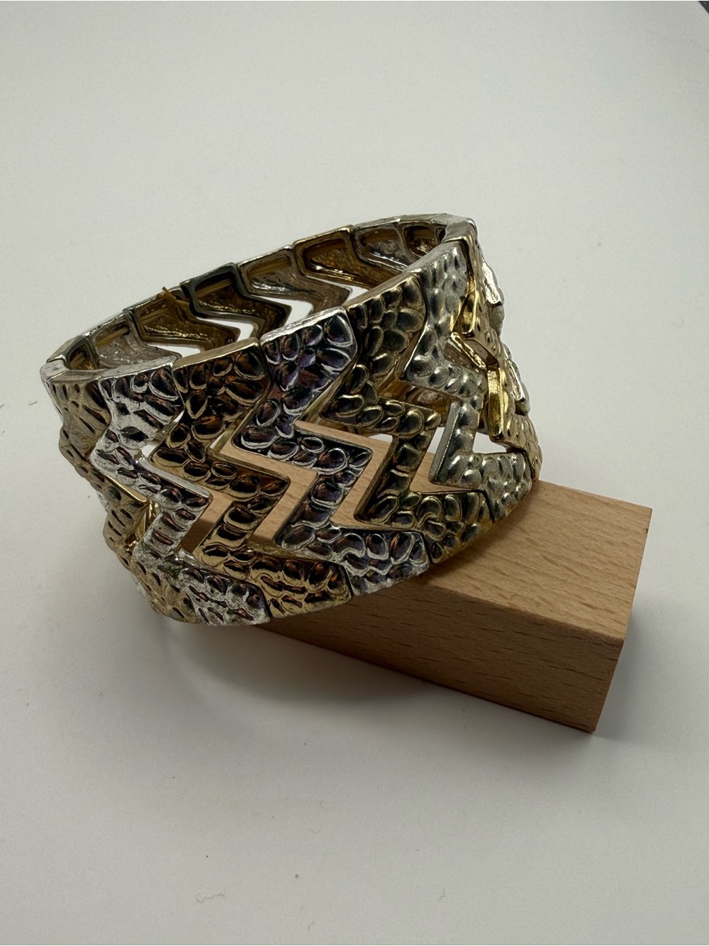 Two-Tone Zigzag Cuff Bangle — Gold & Silver